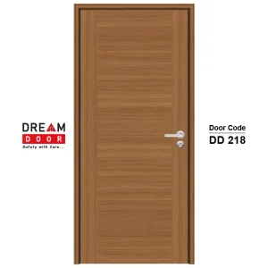 Panelled wood flush door