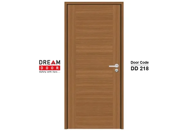 Panelled wood flush door